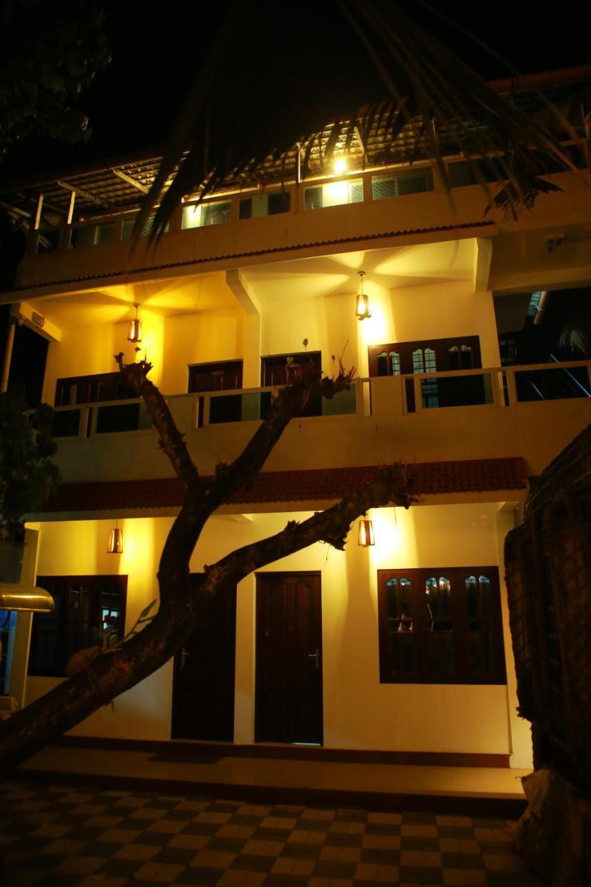 Shalom Beach Residency Alappuzha Extérieur photo